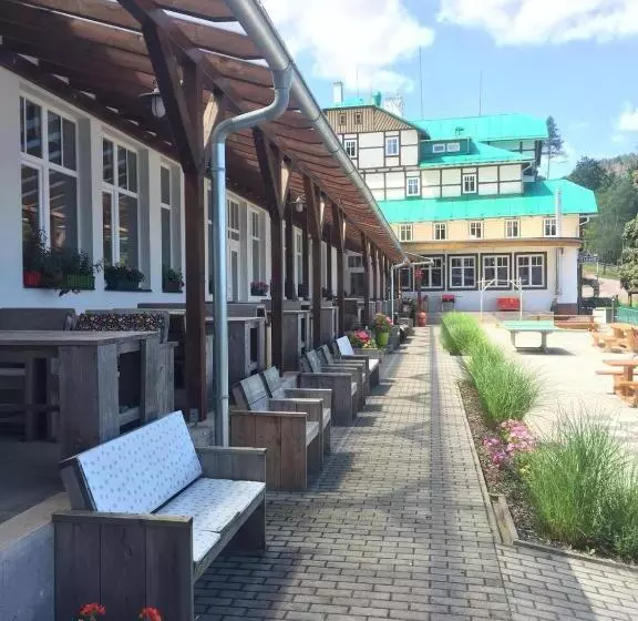 Retro Hotel Pod Zvičinou