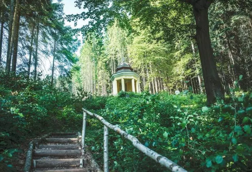 Retro Hotel Pod Zvičinou