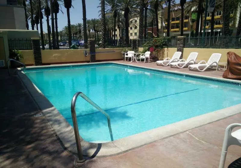 Szálloda Anaheim Islander Inn And Suites