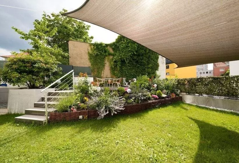 Отель Bayerischer Hof