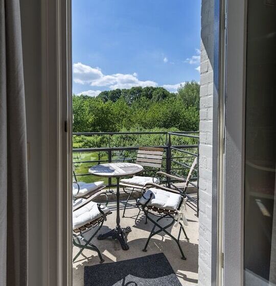 Hotel Château St Gerlach Oostwegel Collection, Member Of Relais And Châteaux