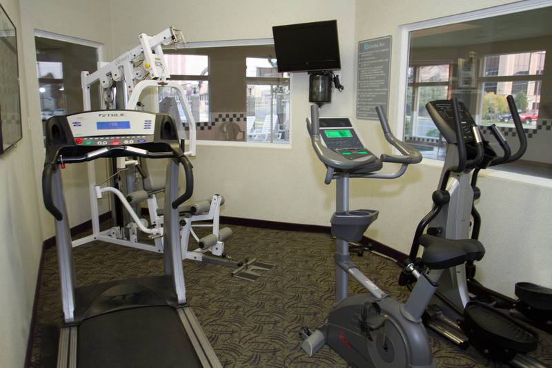 Crystal Inn Hotel & Suites Salt Lake City