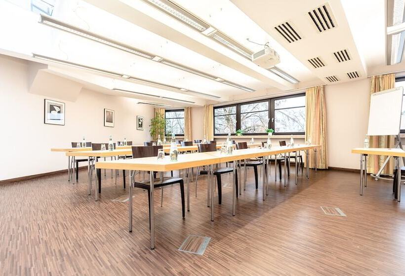 Otel Demas München Unterhaching