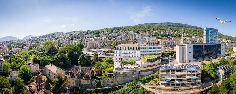 ホテル Hôtel Alpes & Lac