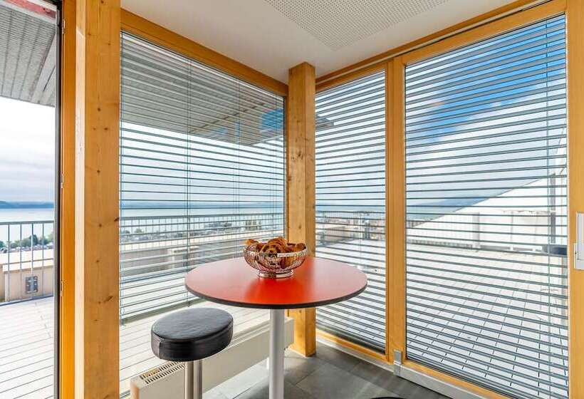 ホテル Hôtel Alpes & Lac