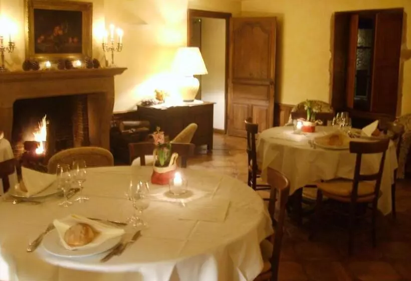 هتل Le Hameau De Barboron