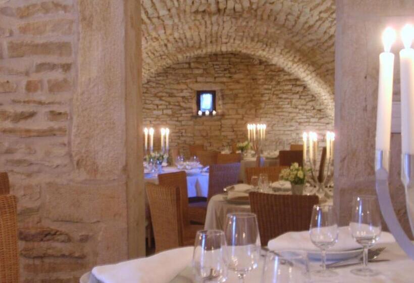 فندق Le Hameau De Barboron