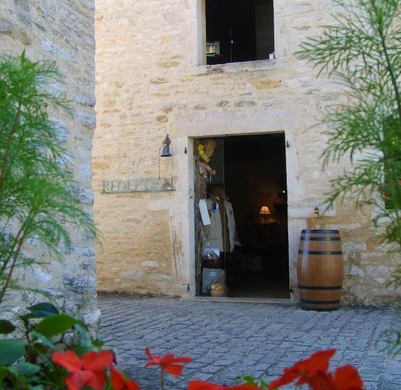 فندق Le Hameau De Barboron