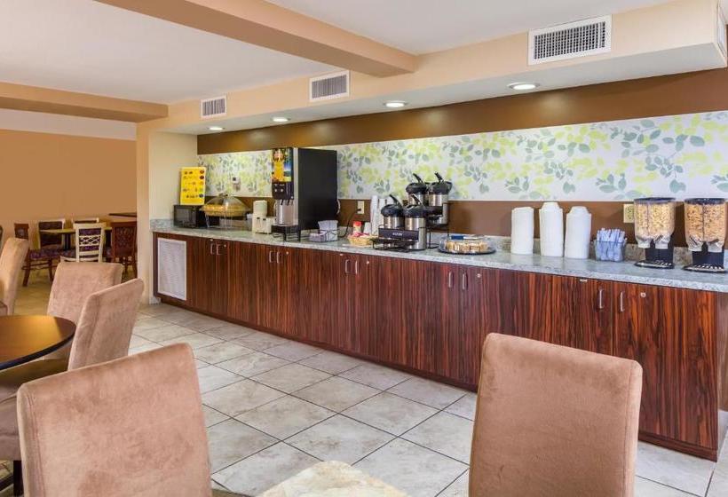 ホテル Maingate Florida