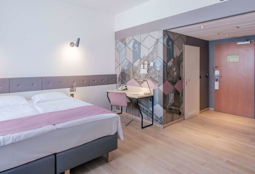 هتل Scandic Gdańsk