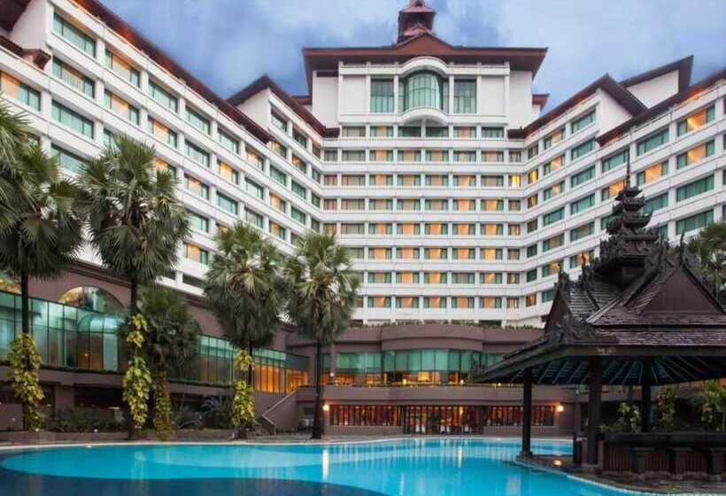 Sedona Hotel Yangon