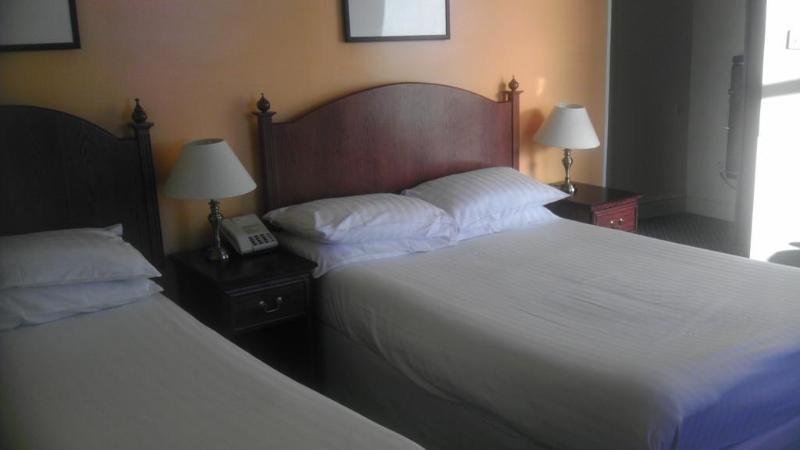 酒店 Royal Kings Arms