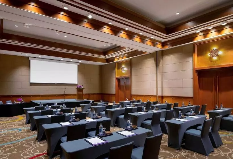 Novotel Phuket Resort