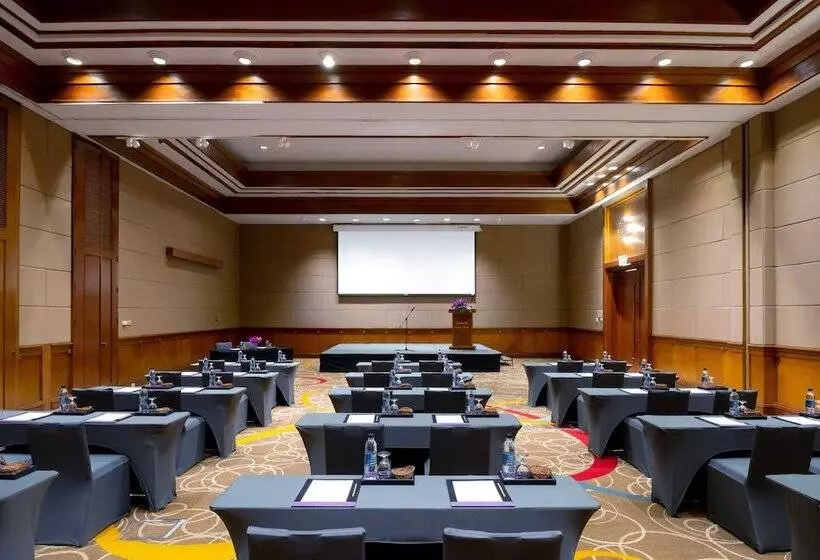 Novotel Phuket Resort