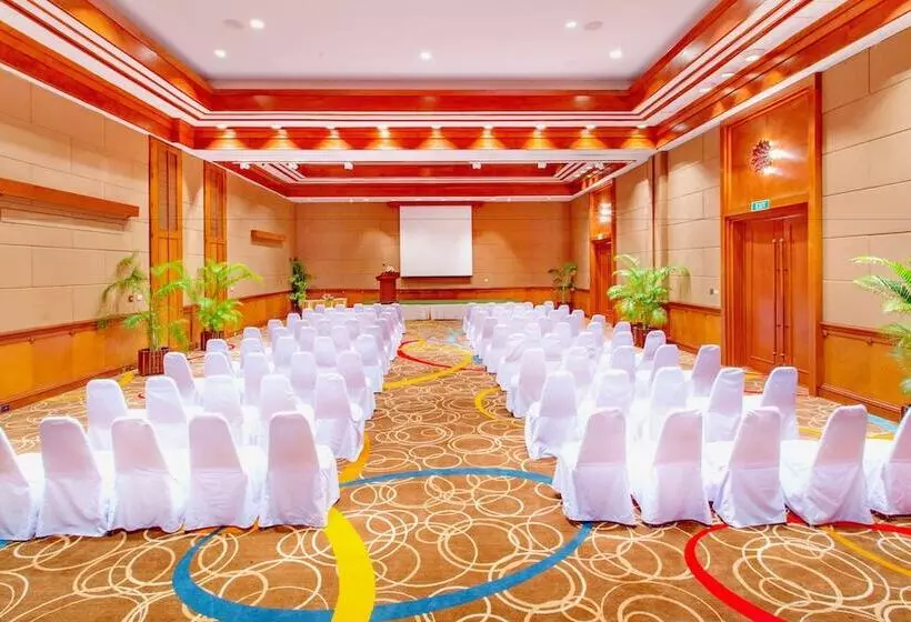 Novotel Phuket Resort