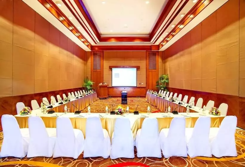 Novotel Phuket Resort