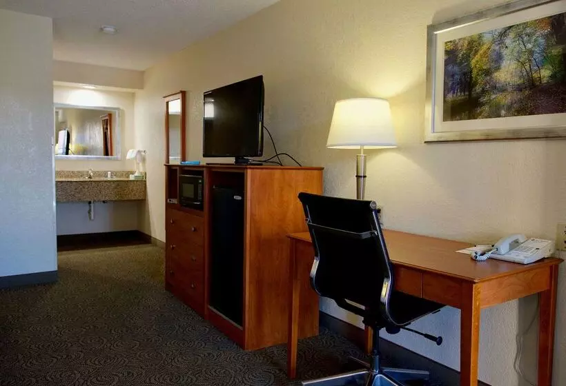 Best Western Thunderbird Motel