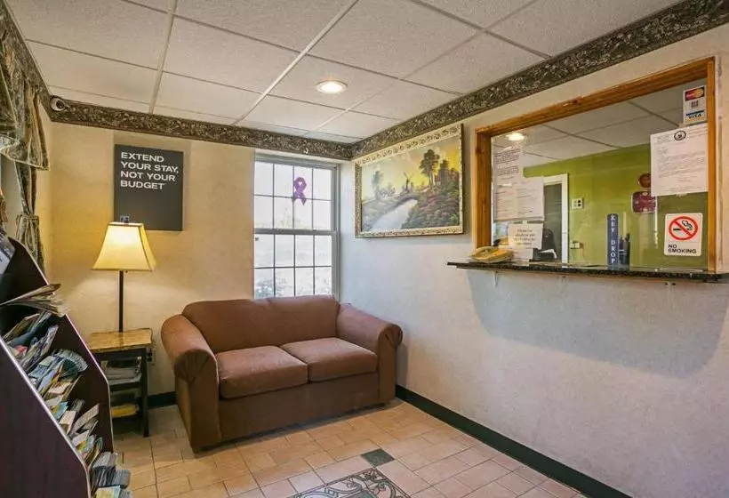 Отель Bay Side Inn & Suites