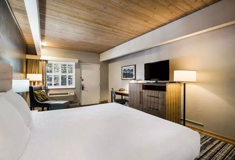Отель Best Western Antlers At Glenwood Springs
