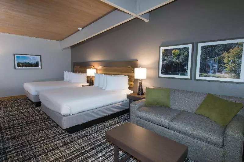 Отель Best Western Antlers At Glenwood Springs