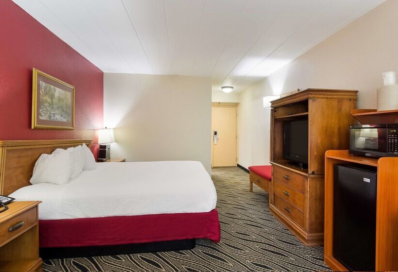 בית מלון כפרי Best Western Braddock Inn