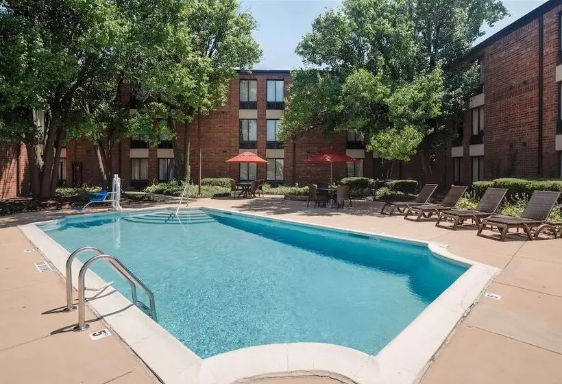 ホテル Best Western Chicago Downers Grove