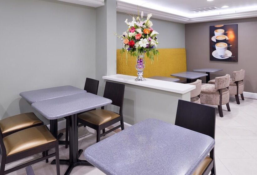 فندق Best Western Plus La Midtown