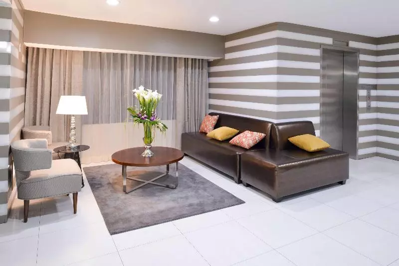 ホテル Best Western Plus La Midtown