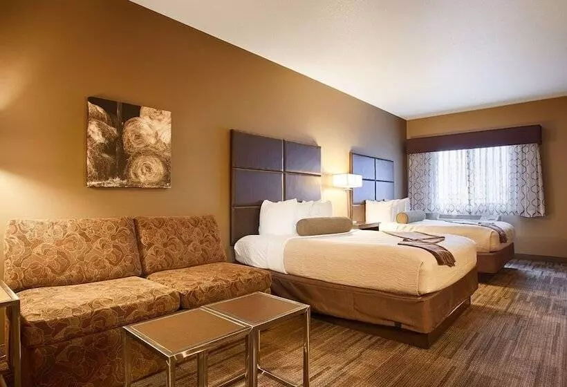 בית מלון כפרי Best Western Plus Night Watchman Inn & Suites