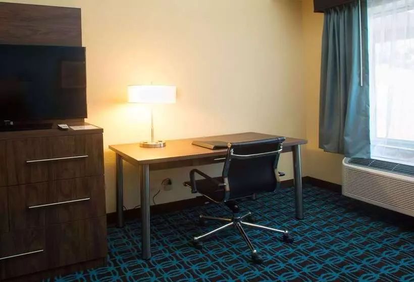 בית מלון כפרי Best Western Plus North Shore