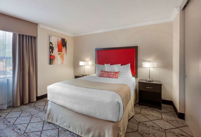 בית מלון כפרי Best Western Plus Rose City Suites