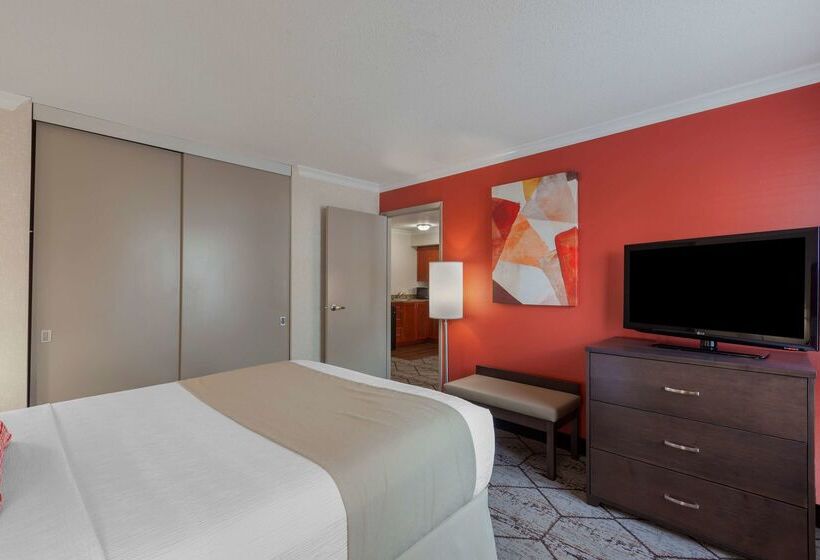 בית מלון כפרי Best Western Plus Rose City Suites