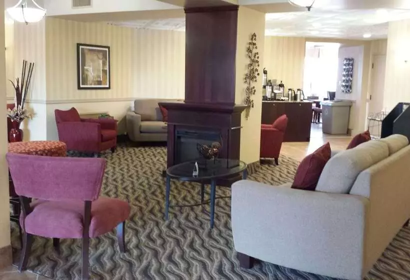 ホテル Best Western Plus Rose City Suites