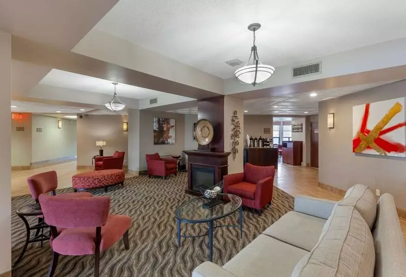 ホテル Best Western Plus Rose City Suites