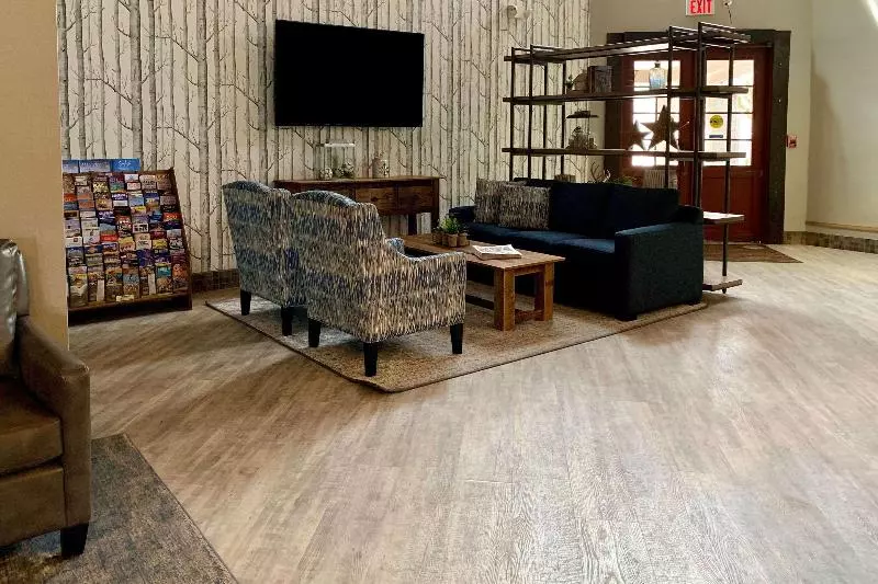 酒店 Comfort Inn I17 & I40