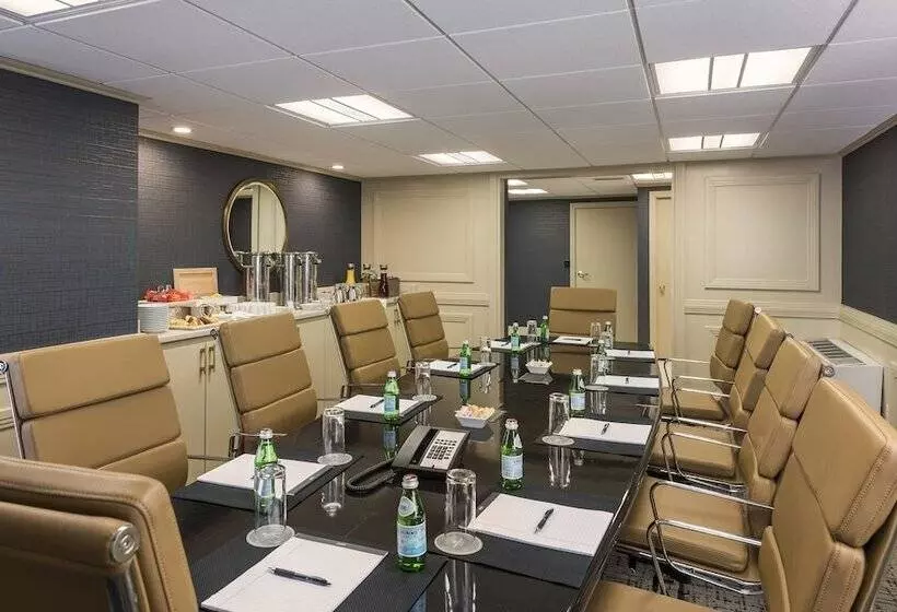 בית מלון כפרי Crowne Plaza Providence Warwick , An Ihg