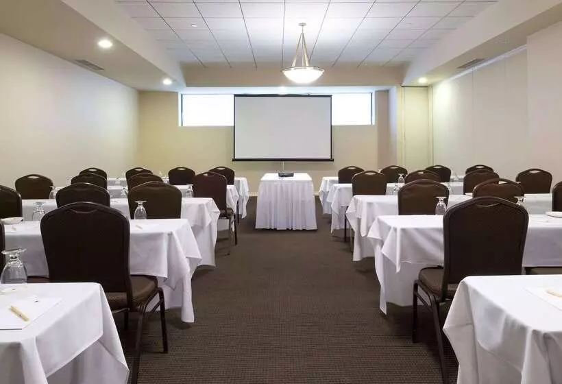 Doubletree By Hilton Hotel Binghamton