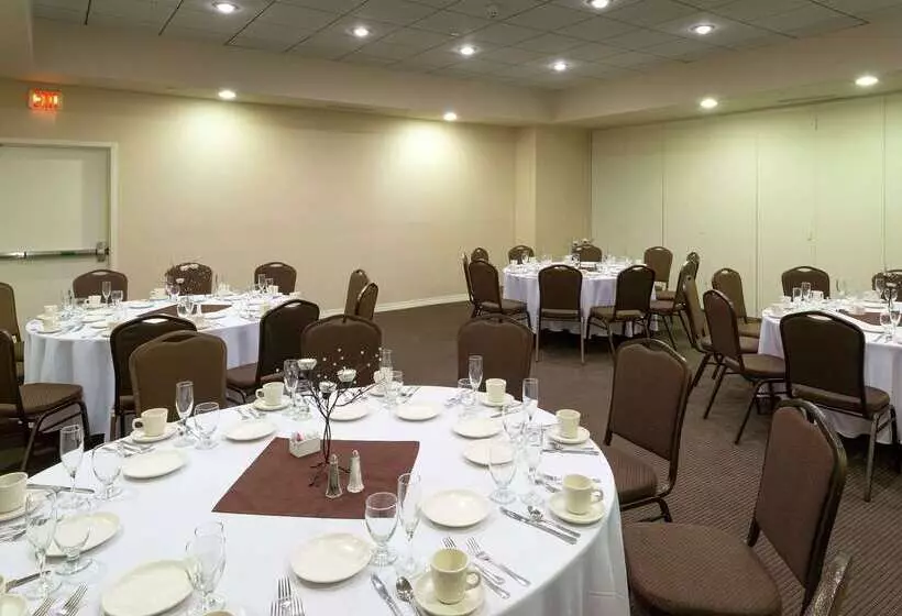 Doubletree By Hilton Hotel Binghamton