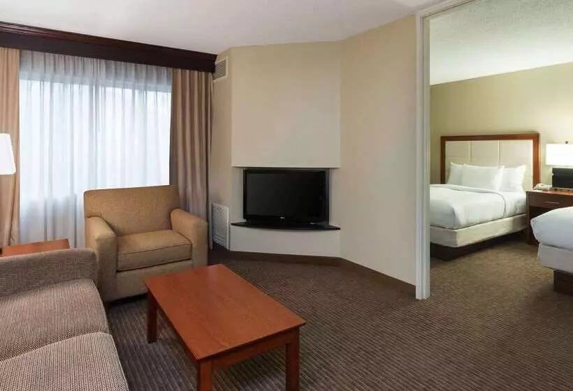 Doubletree Suites By Hilton Hotel Cincinnati   Blue Ash