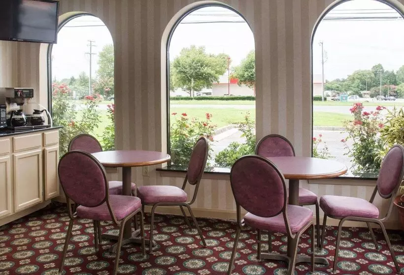酒店 Econo Lodge Chesapeake Route 13 And I 464
