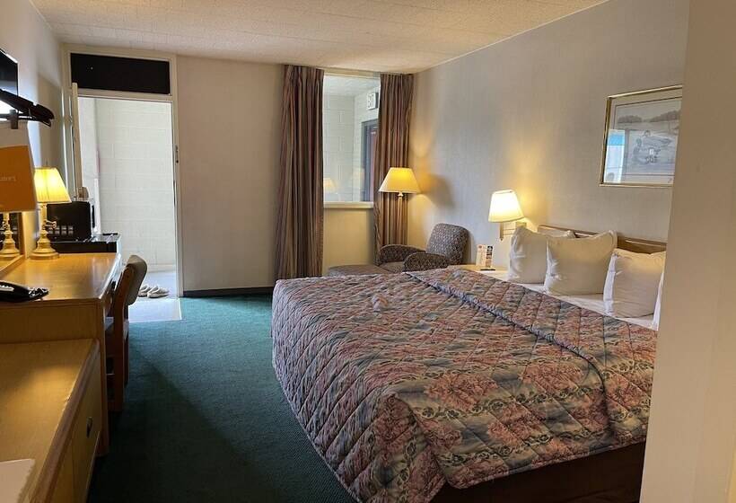 هتل Horseshoe Curve Lodge