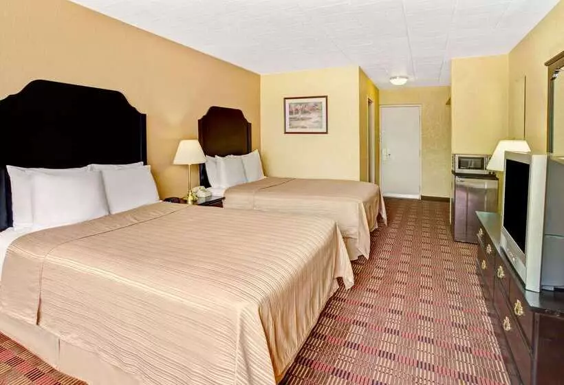 فندق Howard Johnson By Wyndham Pikesville