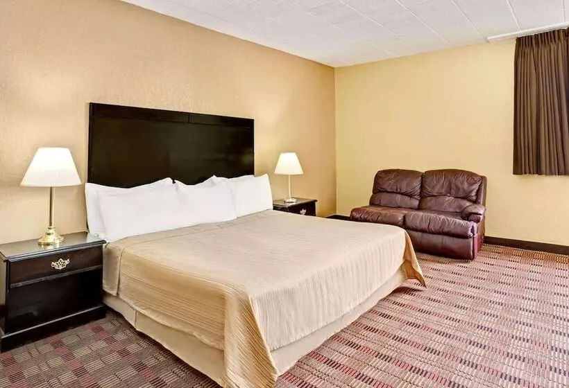 فندق Howard Johnson By Wyndham Pikesville