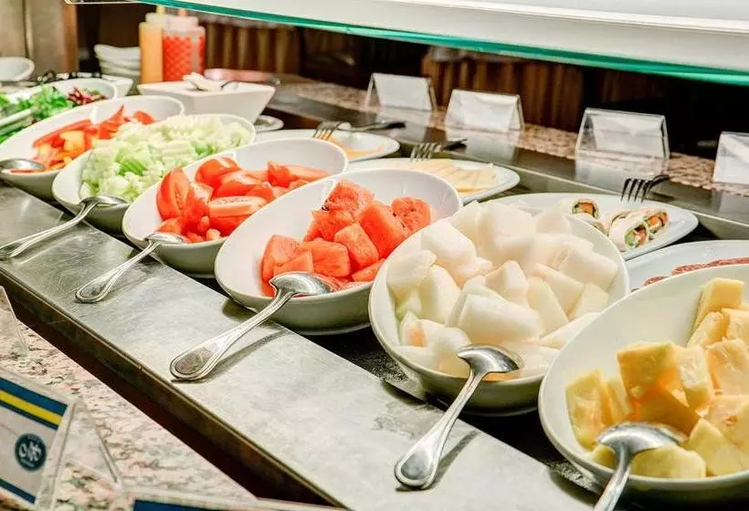 هتل Marco Polo Presnja