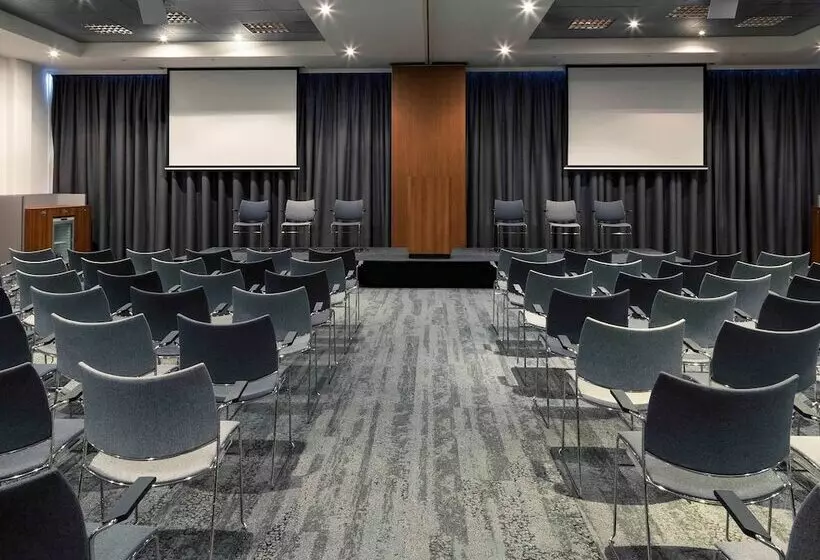 Отель Mercure  Amsterdam City