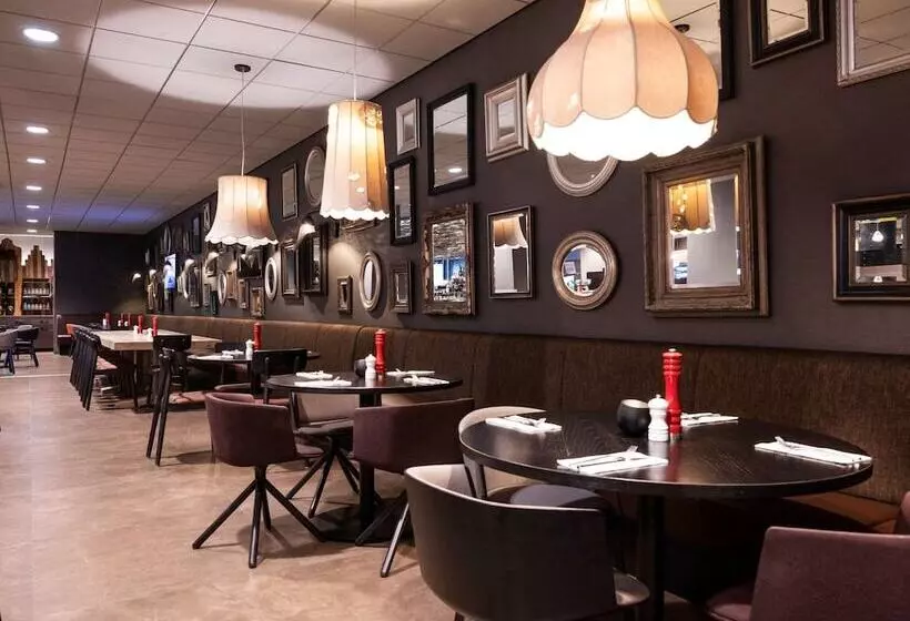 Отель Mercure  Amsterdam City