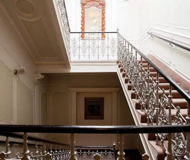 בית מלון כפרי Pannonia