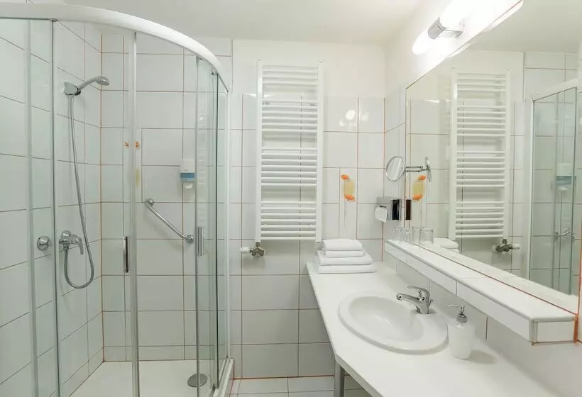 בית מלון כפרי Pannonia