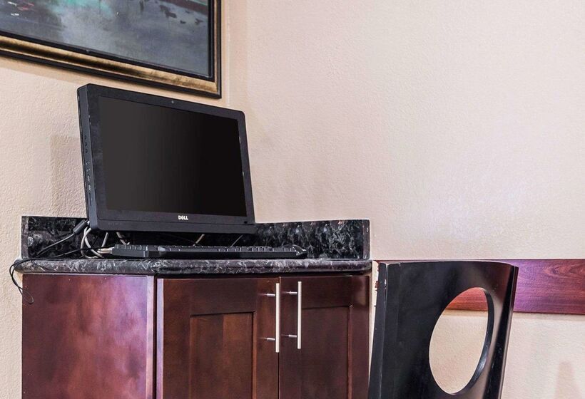 Szálloda Quality Inn & Suites Des Moines Airport