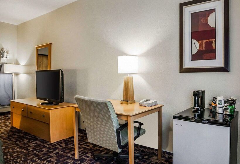 Szálloda Quality Inn & Suites Des Moines Airport